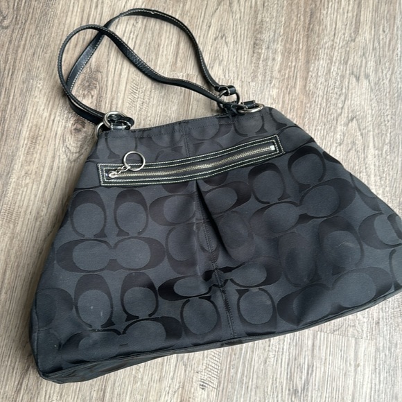 Coach purse - Picture 3 of 7